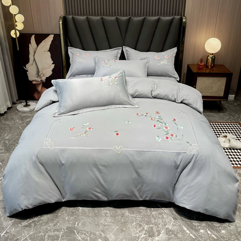 Luxury 120GSM Thick Fabric with Embroidery 4PCS Comforter with Bedsheet Set Bedding for Wedding