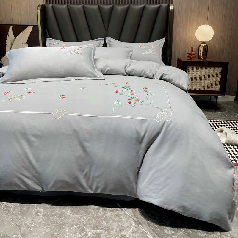 Luxury 120GSM Thick Fabric with Embroidery 4PCS Comforter with Bedsheet Set Bedding for Wedding
